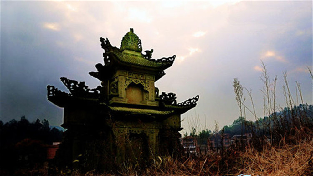 用坪坝古墓群