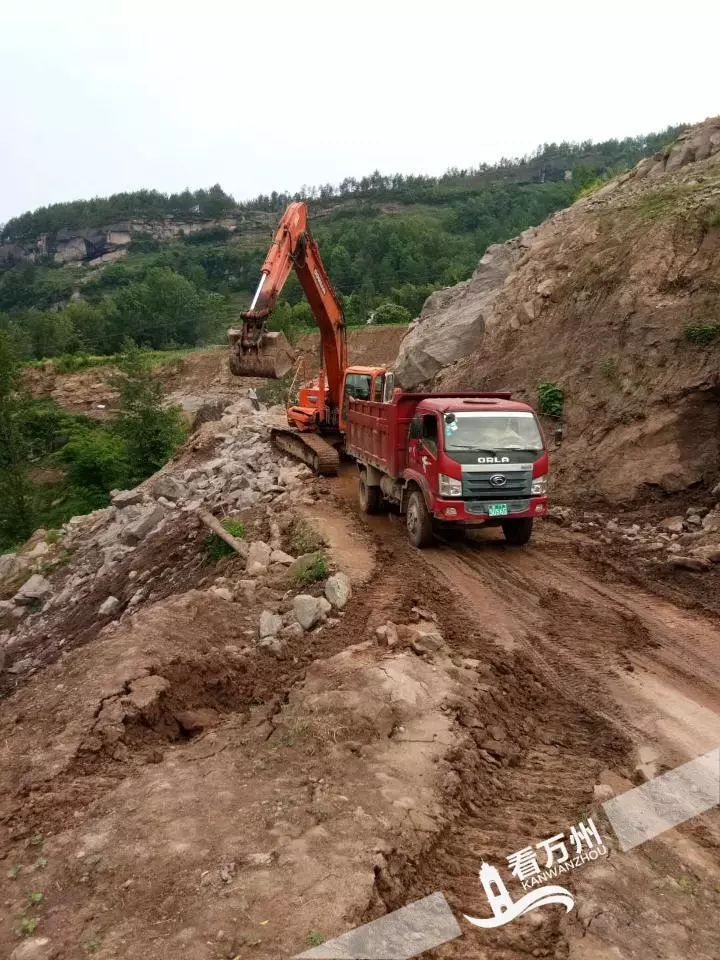 罗田镇加快推进罗谋路道路建设 预计年底实现贯通 
